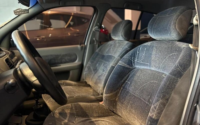 imagem-https://www.socarrao.com.br/sc-vehicle-images-prod/3914585/1789666940066-8433669_4_B_2a46e926b3.jpeg