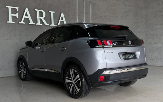 imagem-https://www.socarrao.com.br/sc-vehicle-images-prod/3914609/1789666983641-bc866e0b-7e92-49cd-bcec-7b817e93b73e.jpg
