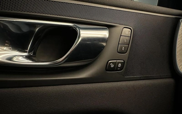 imagem-https://www.socarrao.com.br/sc-vehicle-images-prod/3914695/1789667070309-8459666_7_B_ee3e2f052f.jpeg