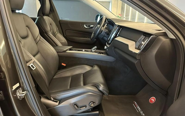 imagem-https://www.socarrao.com.br/sc-vehicle-images-prod/3914695/1789667070317-8459666_18_B_4b7fbd348f.jpeg