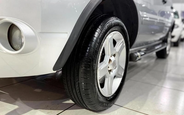 imagem-https://www.socarrao.com.br/sc-vehicle-images-prod/3914755/1789667152081-8343742_13_B_2924fe3a99.jpeg