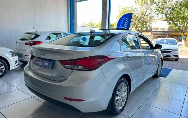 imagem-https://www.socarrao.com.br/sc-vehicle-images-prod/3914776/1789667172851-8418391_13_B_7b2cdbc50d.jpeg