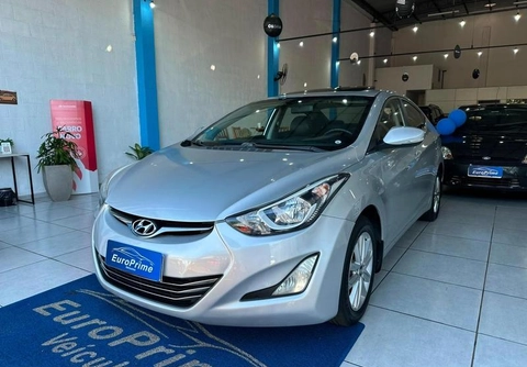 Hyundai Elantra 2015 Prata — foto 1 de 3