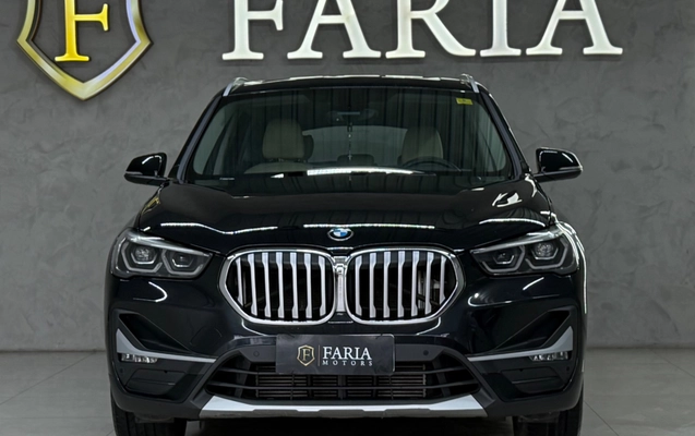 imagem-https://www.socarrao.com.br/sc-vehicle-images-prod/3914789/1789667191256-bf2a8d11-0469-46d6-a7f4-b16f05522533.jpg