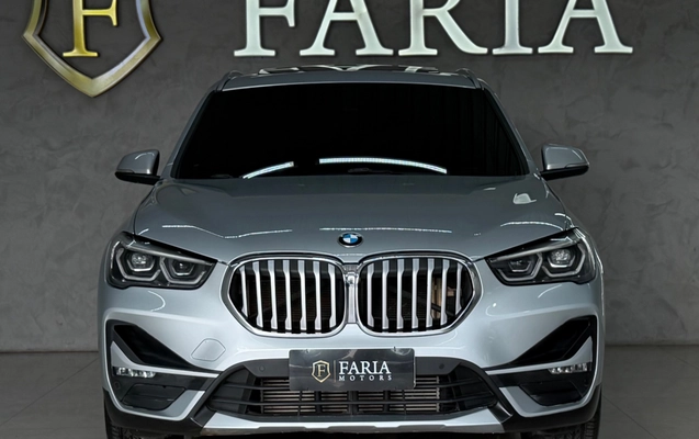 imagem-https://www.socarrao.com.br/sc-vehicle-images-prod/3914796/1789667209034-a9bf970f-9b9b-44b3-9a84-065d78414e13.jpg