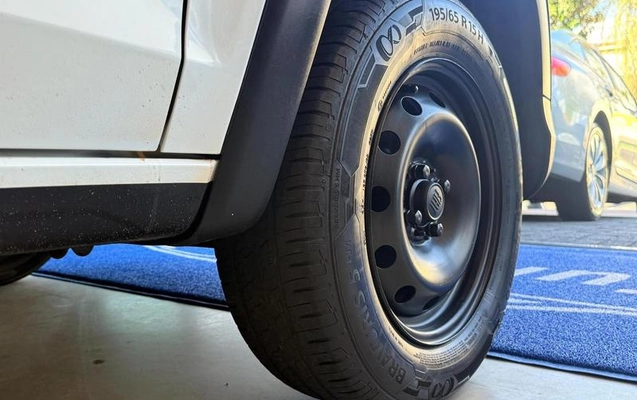 imagem-https://www.socarrao.com.br/sc-vehicle-images-prod/3914806/1789667256583-8481981_17_B_067ed9ef63.jpeg