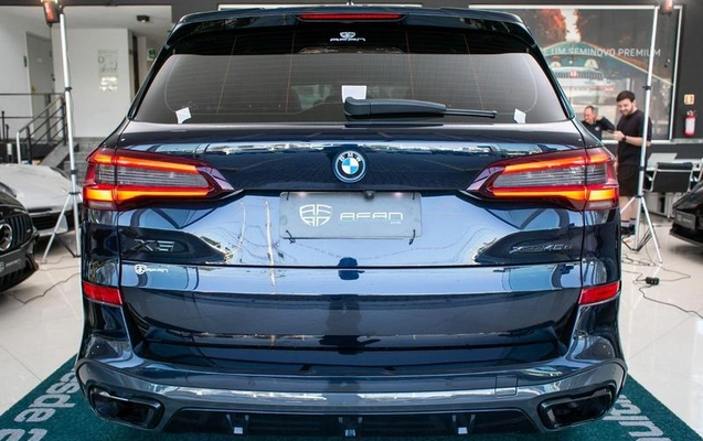 imagem-https://www.socarrao.com.br/sc-vehicle-images-prod/3914817/1789667265077-8486850_4_B_4b56a3e766.jpeg