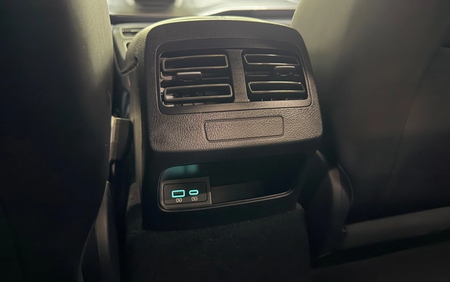 imagem-https://www.socarrao.com.br/sc-vehicle-images-prod/3914826/1789667276561-7f79f155-c077-42cb-8ca7-f32dfe82f1fc.jpg