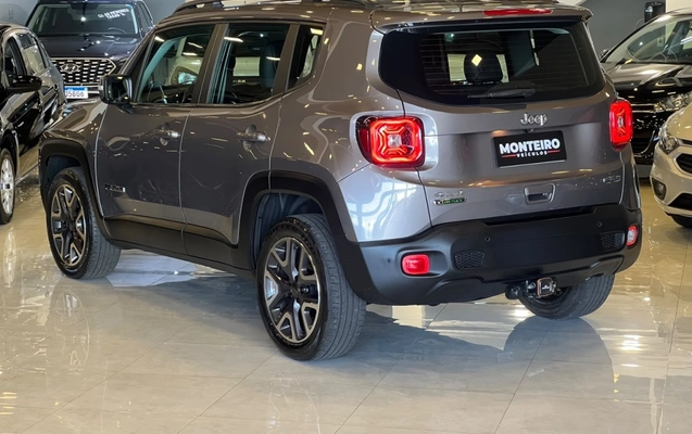 imagem-https://www.socarrao.com.br/sc-vehicle-images-prod/3914850/1789667318780-1_024739.jpg