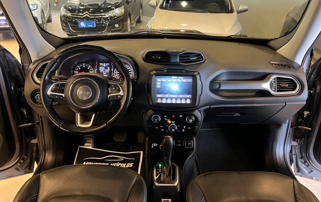 imagem-https://www.socarrao.com.br/sc-vehicle-images-prod/3914850/1789667318782-3_024739.jpg