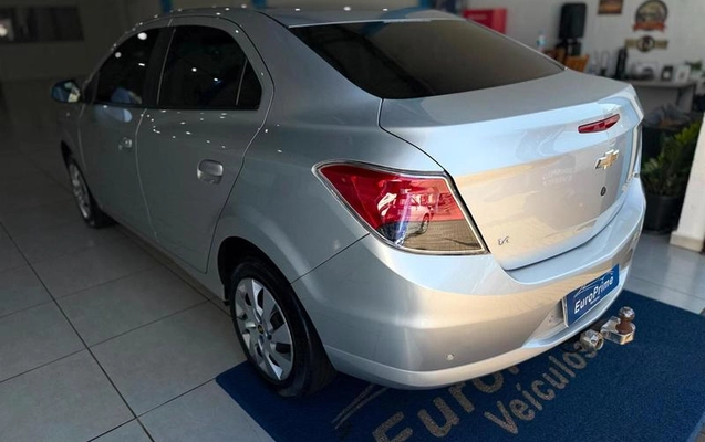 imagem-https://www.socarrao.com.br/sc-vehicle-images-prod/3914854/1789667324151-8281165_5_B_4fd6151742.jpeg