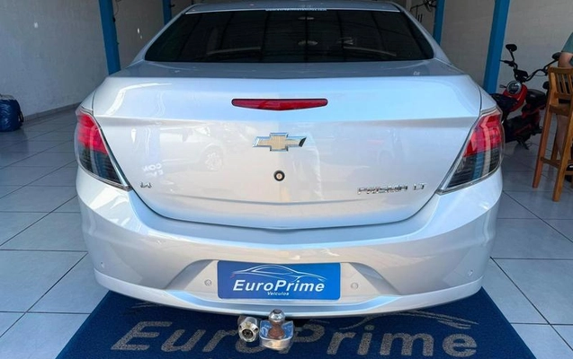 imagem-https://www.socarrao.com.br/sc-vehicle-images-prod/3914854/1789667324152-8281165_7_B_c168e1f8c9.jpeg