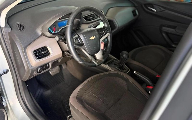 imagem-https://www.socarrao.com.br/sc-vehicle-images-prod/3914854/1789667324159-8281165_10_B_788d953ef0.jpeg
