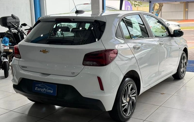 imagem-https://www.socarrao.com.br/sc-vehicle-images-prod/3914909/1789667426808-7975334_1_B_9af1b18804.jpeg