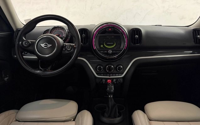 imagem-https://www.socarrao.com.br/sc-vehicle-images-prod/3914919/1789667442311-ee8f52c8-93d1-4590-b3f1-f79fa94336dd.jpg