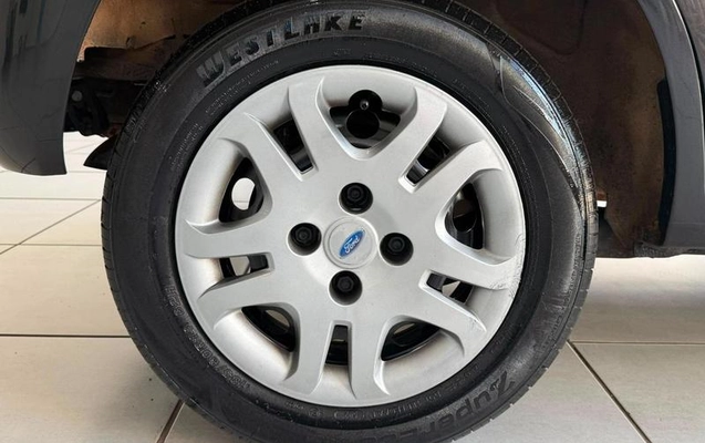 imagem-https://www.socarrao.com.br/sc-vehicle-images-prod/3914925/1789667486652-8119601_5_B_1681e87f56.jpeg