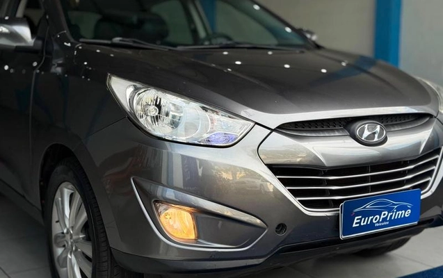 imagem-https://www.socarrao.com.br/sc-vehicle-images-prod/3914940/1789667518253-8116890_3_B_1303c9901c.jpeg
