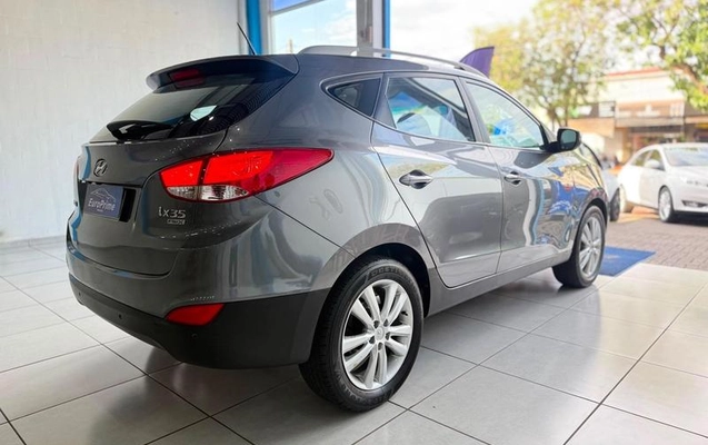 imagem-https://www.socarrao.com.br/sc-vehicle-images-prod/3914940/1789667518259-8116890_6_B_1d2ff62035.jpeg