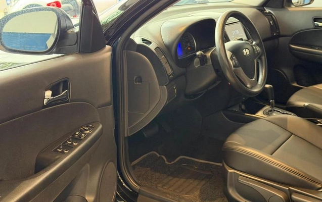 imagem-https://www.socarrao.com.br/sc-vehicle-images-prod/3914948/1789667533742-8236843_11_B_95ac8eba40.jpeg