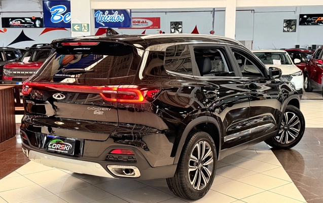 imagem-https://www.socarrao.com.br/sc-vehicle-images-prod/3914984/1789667609724-MDY1ZWY2ZjItNjVjNS00NmE2LWEzODMtMDA0MThlYjRjYWQ2LmpwZWc.jpeg