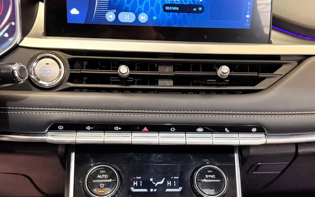 imagem-https://www.socarrao.com.br/sc-vehicle-images-prod/3914984/1789667610530-YzAyOWYxN2UtY2M4ZS00MGU1LTkyODgtOGViZmRlMjRmZTQ5LmpwZWc.jpeg