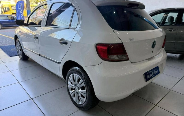 imagem-https://www.socarrao.com.br/sc-vehicle-images-prod/3914986/1789668796920-8443838_13_B_5c9fc0e957.jpeg