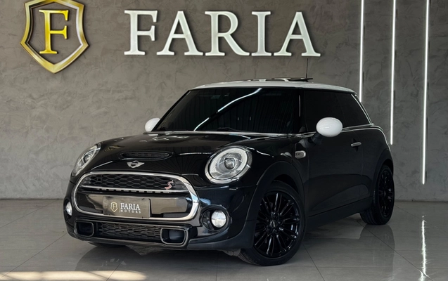 imagem-https://www.socarrao.com.br/sc-vehicle-images-prod/3914993/1789667749315-236eee06-9ef4-4f78-80f8-8085d613ba75.jpg