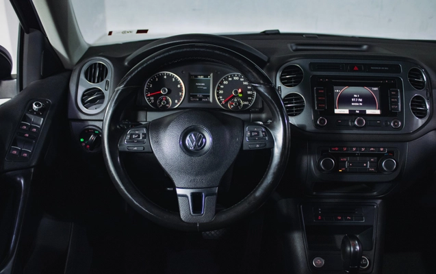 imagem-https://www.socarrao.com.br/sc-vehicle-images-prod/3915248/1789668207245-868006c7-f05e-40d5-995b-7caad91e2b67.jpg
