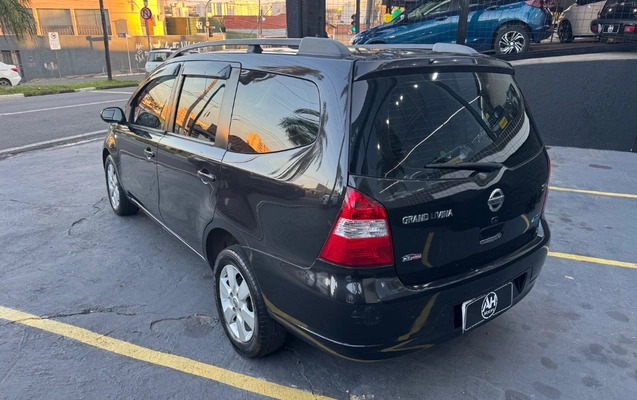 imagem-https://www.socarrao.com.br/sc-vehicle-images-prod/3915264/1789668241733-gb-469cc1a.jpeg