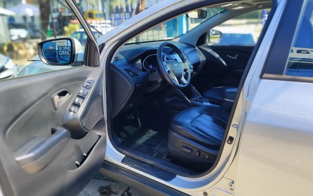 imagem-https://www.socarrao.com.br/sc-vehicle-images-prod/3915330/1789673669515-gb-d43174e.jpeg