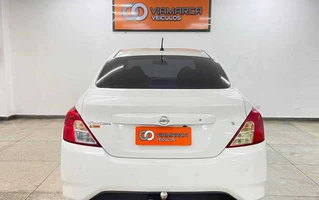 imagem-https://www.socarrao.com.br/sc-vehicle-images-prod/3915540/1789999245616-8484028_15_B_4241e5a35e.jpeg