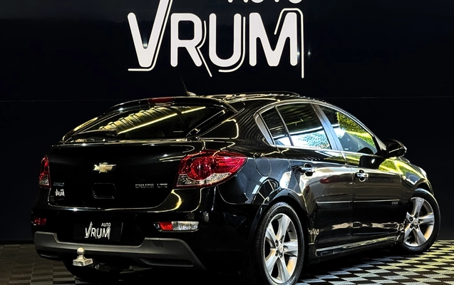 imagem-https://www.socarrao.com.br/sc-vehicle-images-prod/3915658/1789669146192-4_120915.jpg