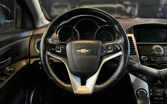 imagem-https://www.socarrao.com.br/sc-vehicle-images-prod/3915658/1789669146196-6_120915.jpg