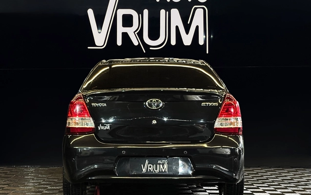 imagem-https://www.socarrao.com.br/sc-vehicle-images-prod/3915690/1789669186924-5_055950.jpg