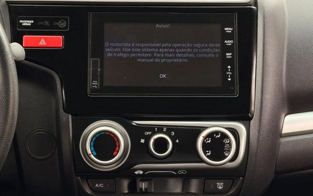 imagem-https://www.socarrao.com.br/sc-vehicle-images-prod/3915733/1789669277053-8478555_8_B_bb9e6c2efd.jpeg