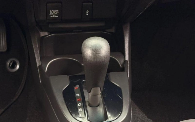 imagem-https://www.socarrao.com.br/sc-vehicle-images-prod/3915733/1789669277054-8478555_4_B_c3e641881b.jpeg