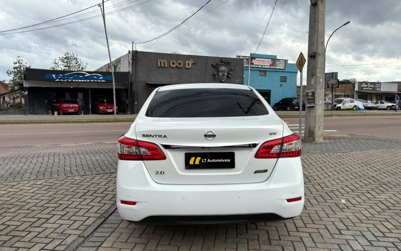 imagem-https://www.socarrao.com.br/sc-vehicle-images-prod/3915757/1789669592409-V2hhdHNBcHAgSW1hZ2UgMjAyNi0wOS0xNCBhdCAxMC4yNS4wMCAoMSkuanBlZw.jpeg
