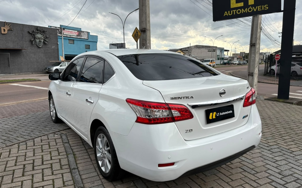 imagem-https://www.socarrao.com.br/sc-vehicle-images-prod/3915757/1789669592513-V2hhdHNBcHAgSW1hZ2UgMjAyNi0wOS0xNCBhdCAxMC4yNS4wMCAoMikuanBlZw.jpeg