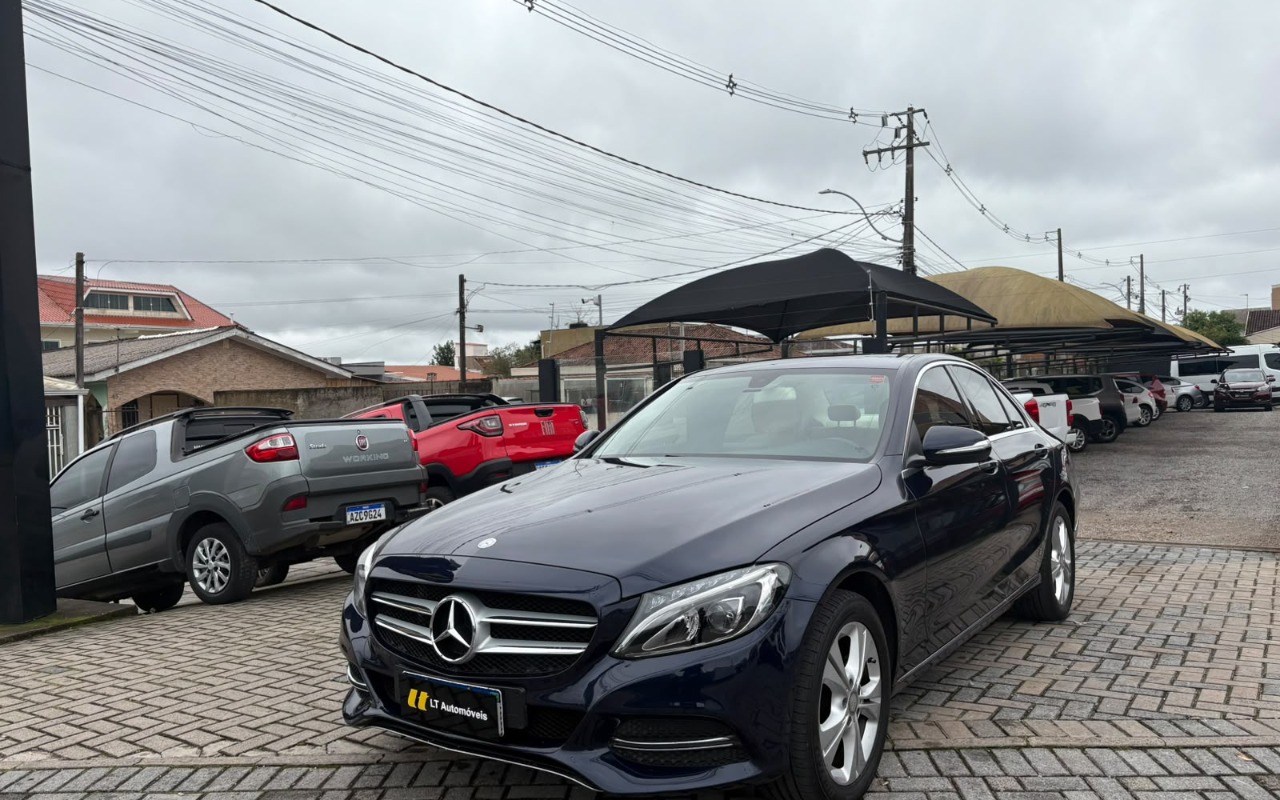 Mercedes-Benz C-180 2015 Azul — foto 1 de 3