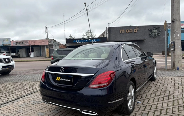 imagem-https://www.socarrao.com.br/sc-vehicle-images-prod/3915782/1789669665059-V2hhdHNBcHAgSW1hZ2UgMjAyNi0wOS0xNCBhdCAxMS4yMy4xMyAoMSkuanBlZw.jpeg