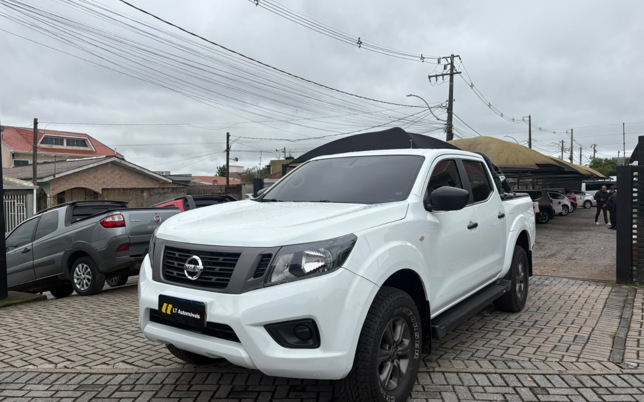 Nissan Frontier 2022 Branco — foto 1 de 3