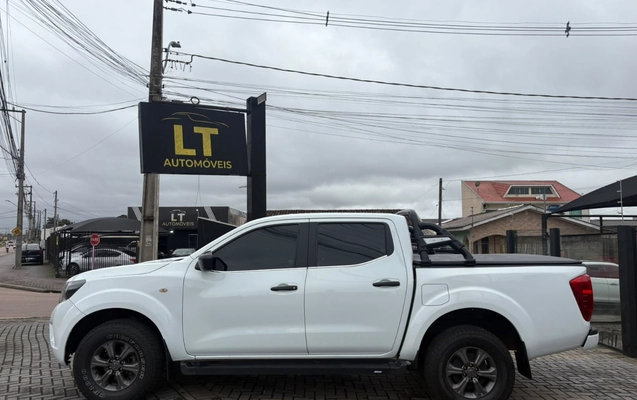 imagem-https://www.socarrao.com.br/sc-vehicle-images-prod/3915832/1789669729321-V2hhdHNBcHAgSW1hZ2UgMjAyNi0wOS0xNCBhdCAxMS4yNC4yMS5qcGVn.jpeg