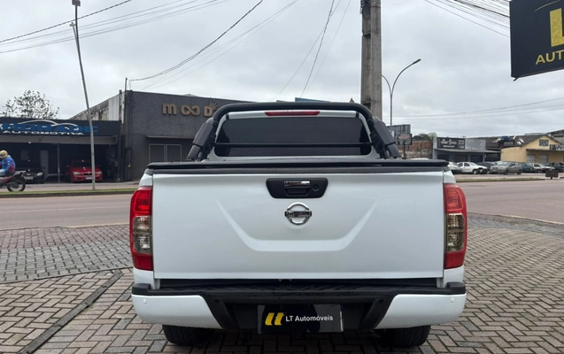 imagem-https://www.socarrao.com.br/sc-vehicle-images-prod/3915832/1789669729403-V2hhdHNBcHAgSW1hZ2UgMjAyNi0wOS0xNCBhdCAxMS4yNC4yMiAoMSkuanBlZw.jpeg