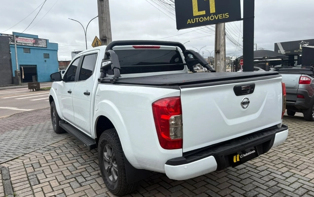 imagem-https://www.socarrao.com.br/sc-vehicle-images-prod/3915832/1789669729609-V2hhdHNBcHAgSW1hZ2UgMjAyNi0wOS0xNCBhdCAxMS4yNC4yMyAoMSkuanBlZw.jpeg