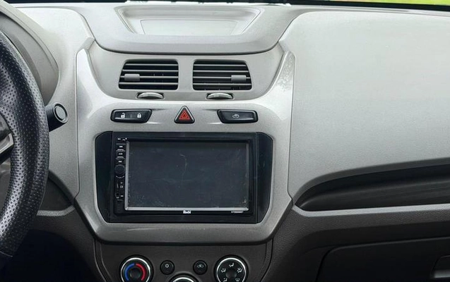 imagem-https://www.socarrao.com.br/sc-vehicle-images-prod/3915995/1789670068229-8487215_2_B_ba315f72a3.jpeg