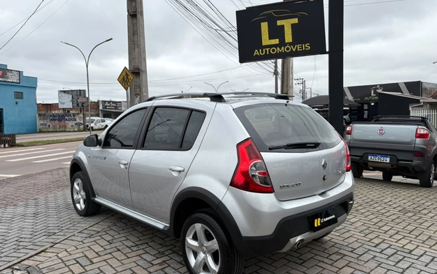 imagem-https://www.socarrao.com.br/sc-vehicle-images-prod/3916084/1789670310420-V2hhdHNBcHAgSW1hZ2UgMjAyNi0wOS0xNCBhdCAxMS40NS41NCAoMikuanBlZw.jpeg