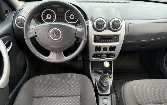 imagem-https://www.socarrao.com.br/sc-vehicle-images-prod/3916084/1789670310802-V2hhdHNBcHAgSW1hZ2UgMjAyNi0wOS0xNCBhdCAxMS40NS41NiAoMSkuanBlZw.jpeg