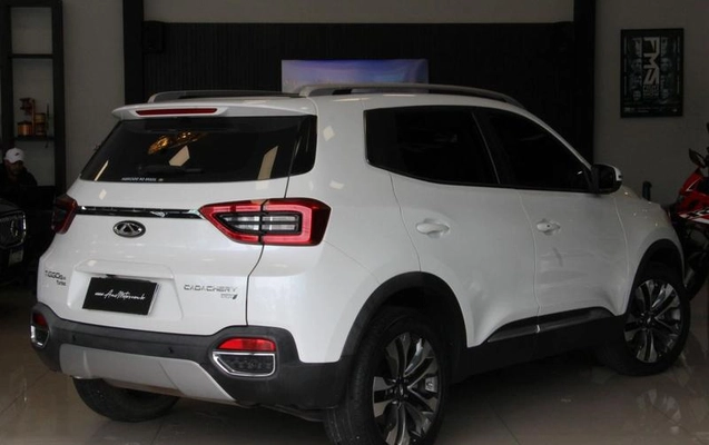 imagem-https://www.socarrao.com.br/sc-vehicle-images-prod/3916159/1789670517937-8484930_0_B_1509326969.jpeg