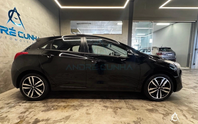 imagem-https://www.socarrao.com.br/sc-vehicle-images-prod/3916172/1789670571296-8352d3659c004ddcb7cc0753e641a188_1789670551084.jpg