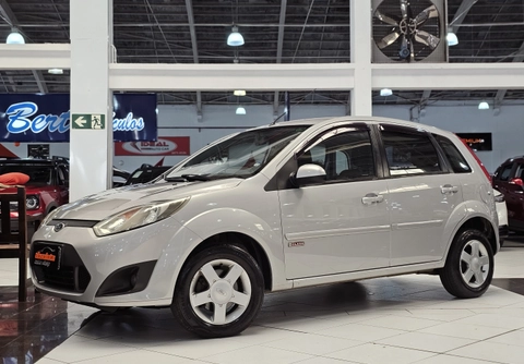 Ford Fiesta 2012 Prata — foto 1 de 3